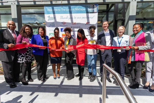 loop ribbon cutting