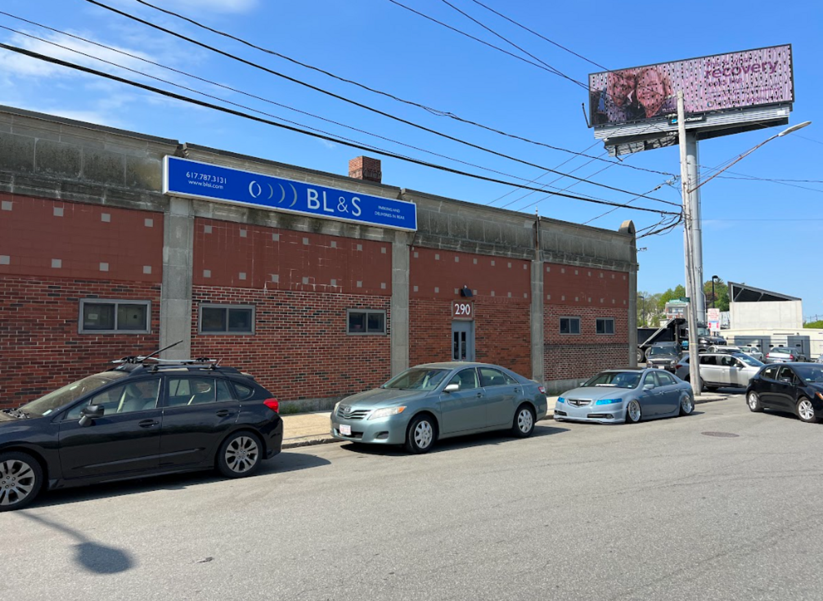 Photo of 290 N Beacon St building