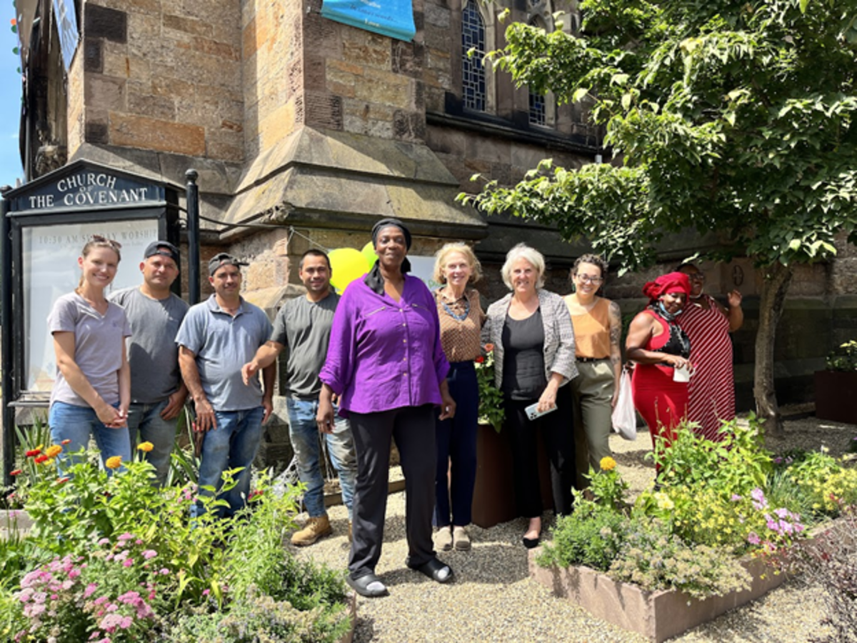 women's lunch place garden