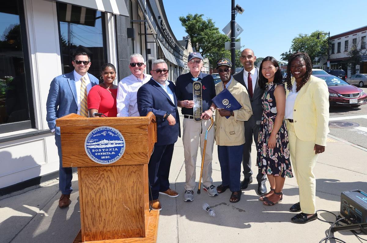 Mayor Wu at the event honoring Captain Thomas Kelley