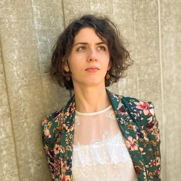 Maggie Owens headshot